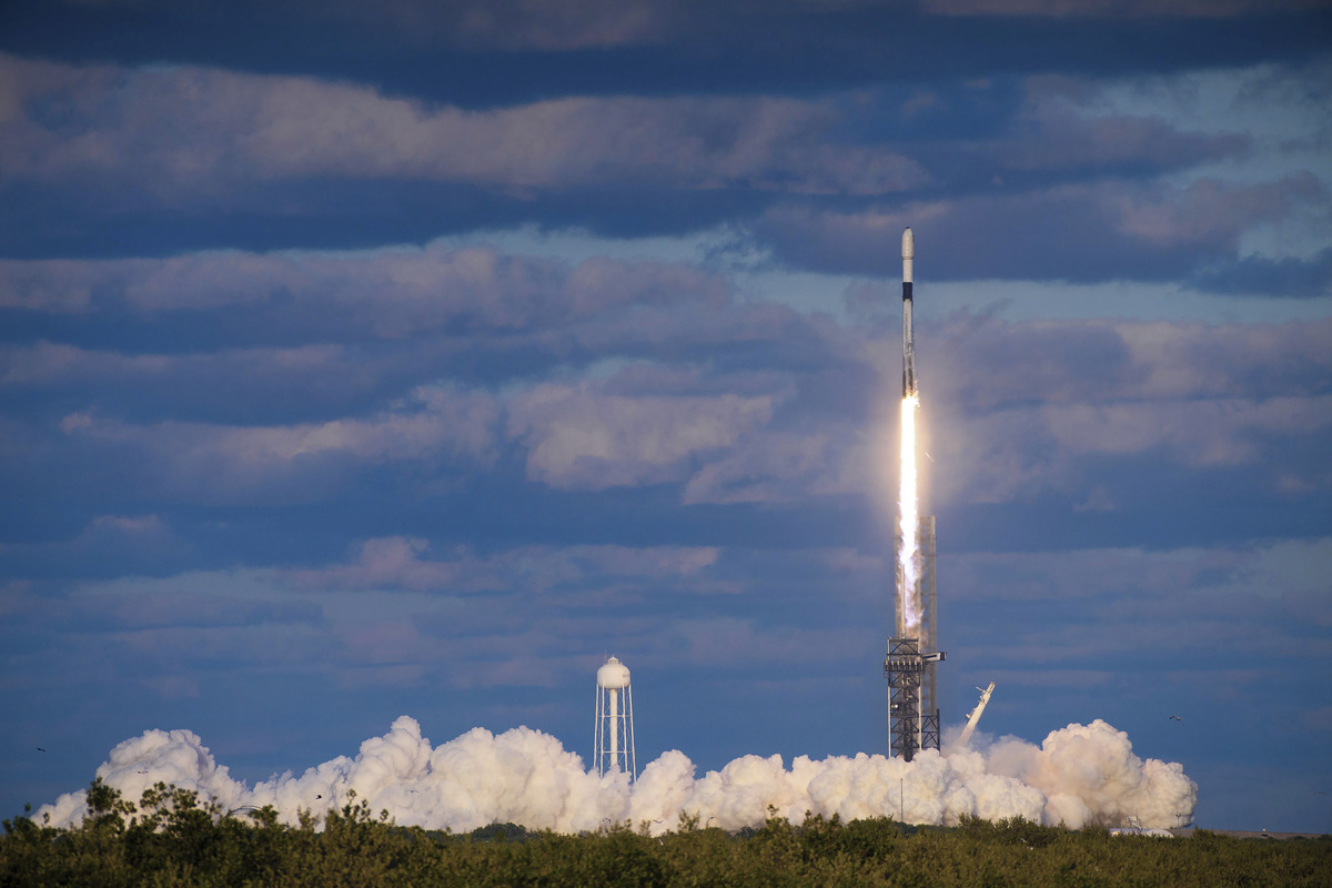 South Korea Launches Spy Satellite From US Space Base
